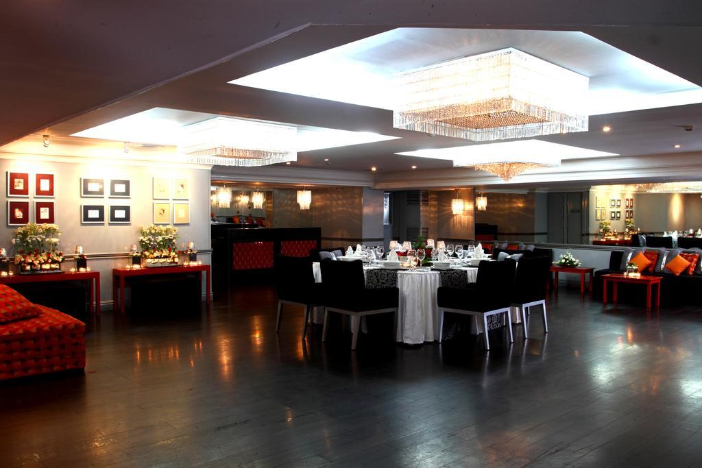 The Sulo Riviera Hotel Кесон-Сіті Екстер'єр фото