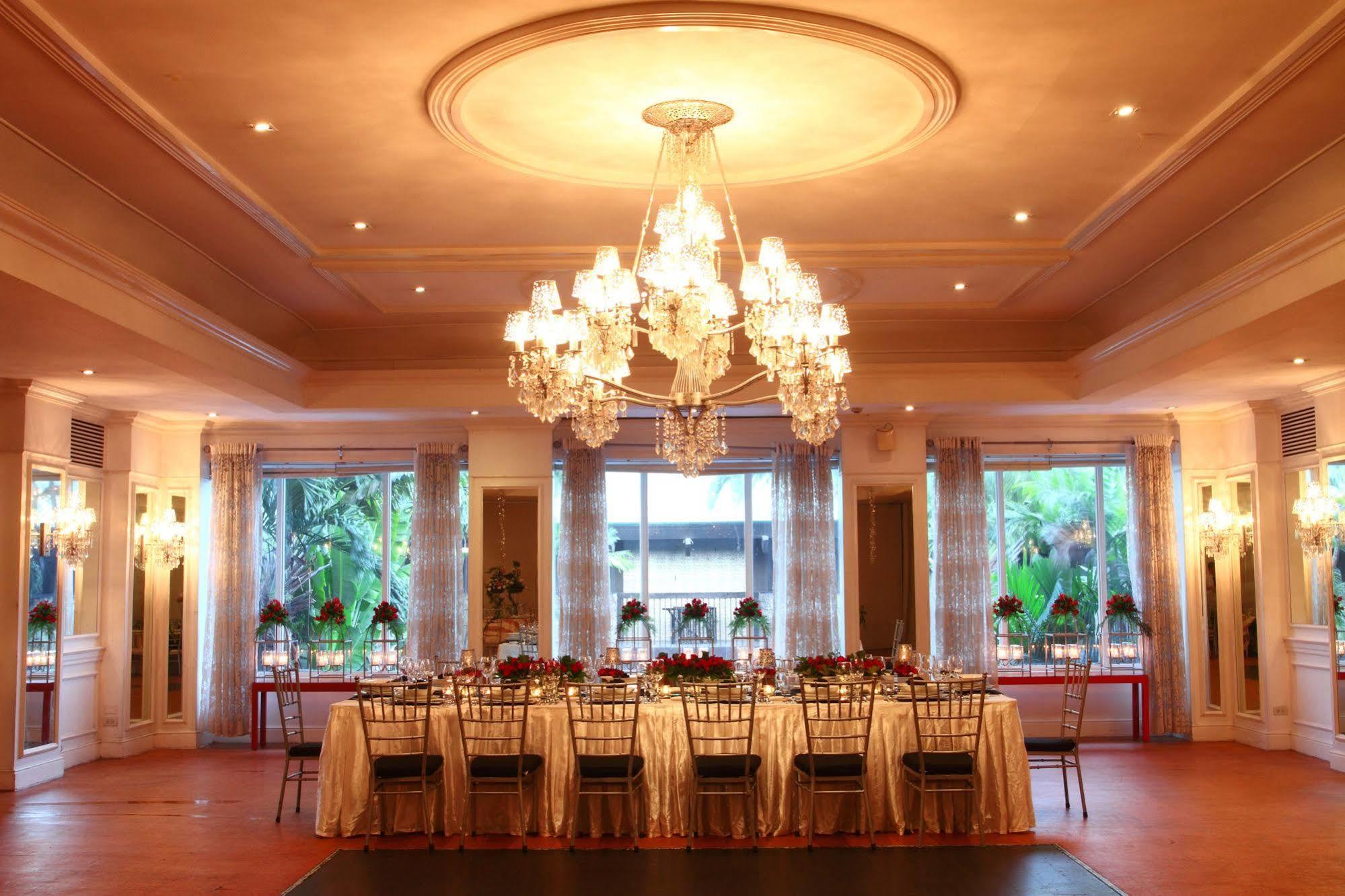 The Sulo Riviera Hotel Кесон-Сіті Екстер'єр фото